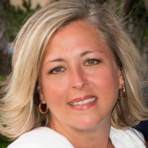 Meet your Posher, Deb